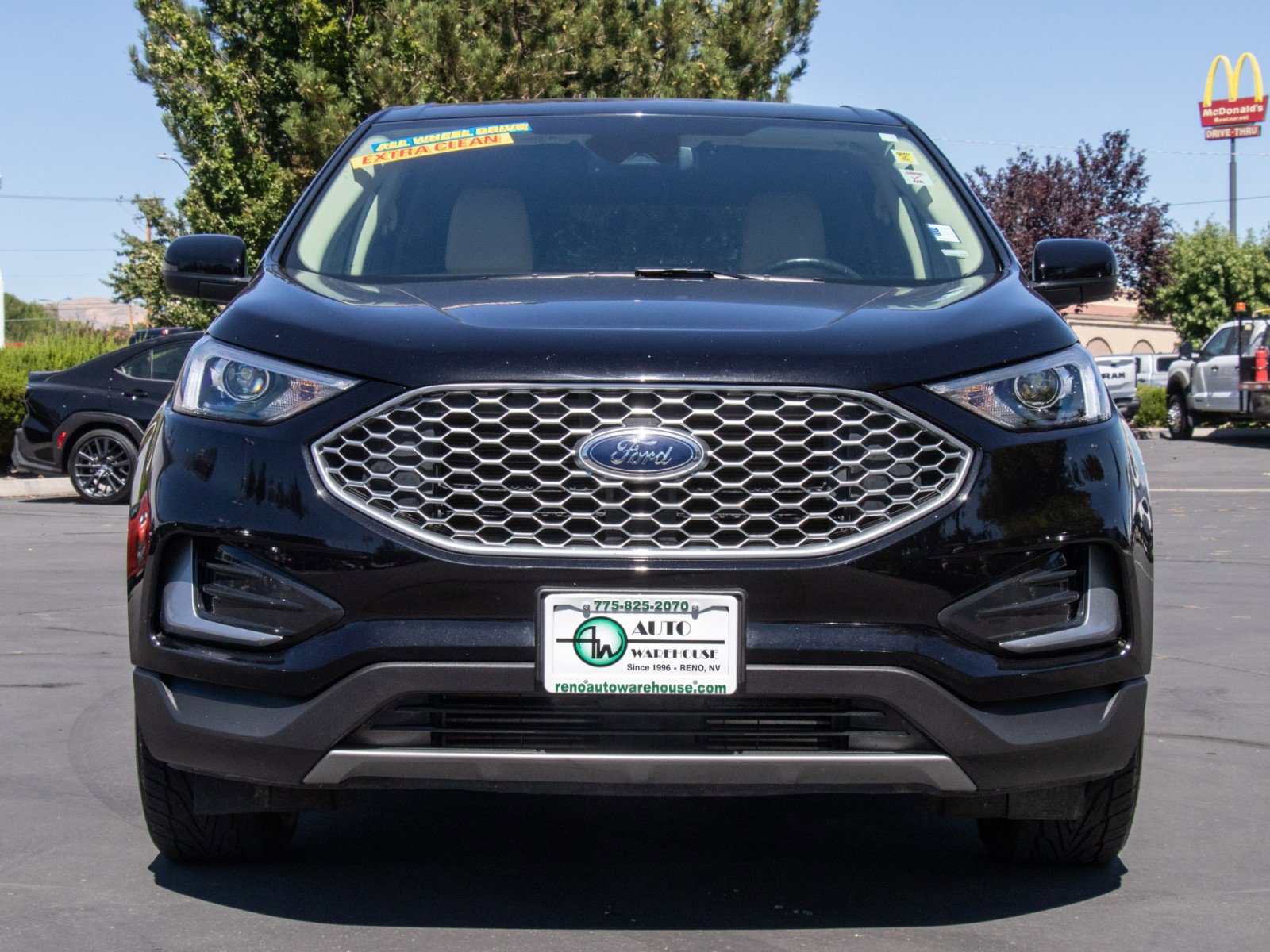 2023 Ford Edge SEL photo 2