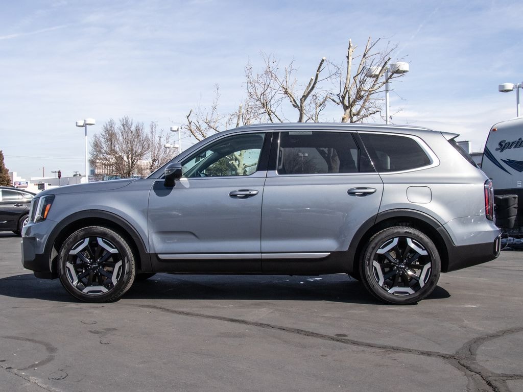 Used 2023 Kia Telluride EX SUV