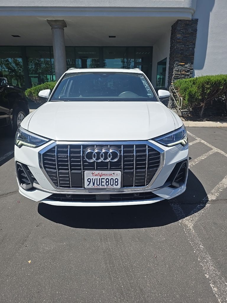 2025 Audi Q3 45 TFSI S Line Premium quattro's photo