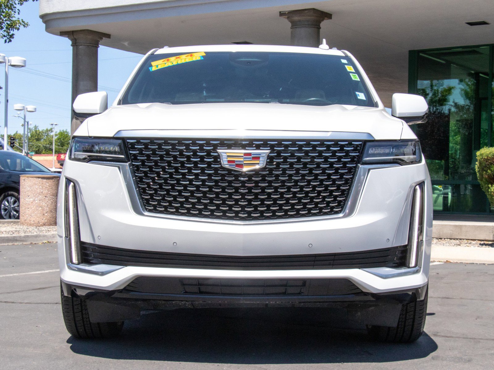 2023 Cadillac Escalade Premium Luxury photo 2