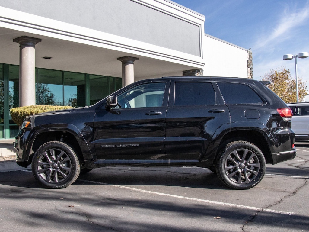 Used 2018 Jeep Grand Cherokee Overland 4x4 SUV