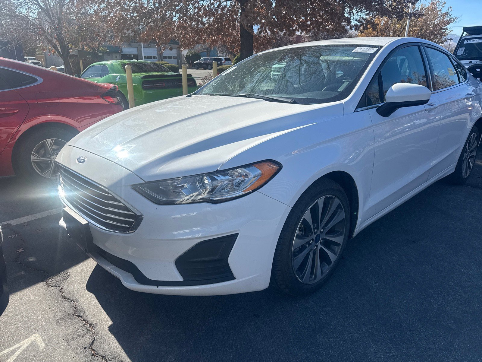 2020 Ford Fusion SE photo 2