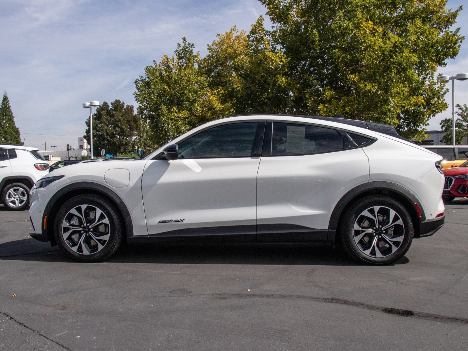 2024 Ford Mustang Mach-E Select photo 4