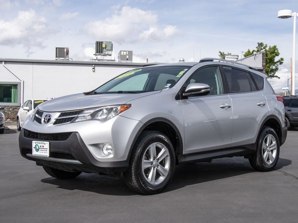 Used 2014 Toyota RAV4 4WD XLE SUV
