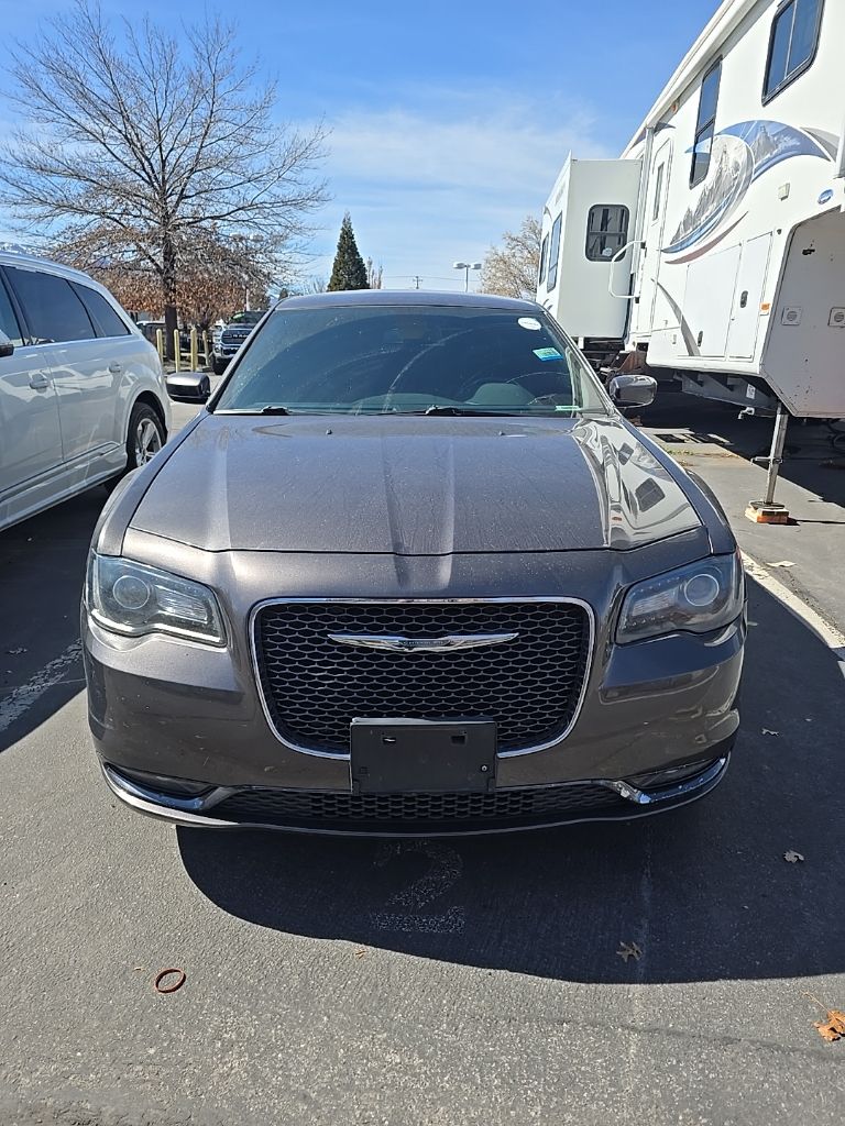 2019 Chrysler 300 S