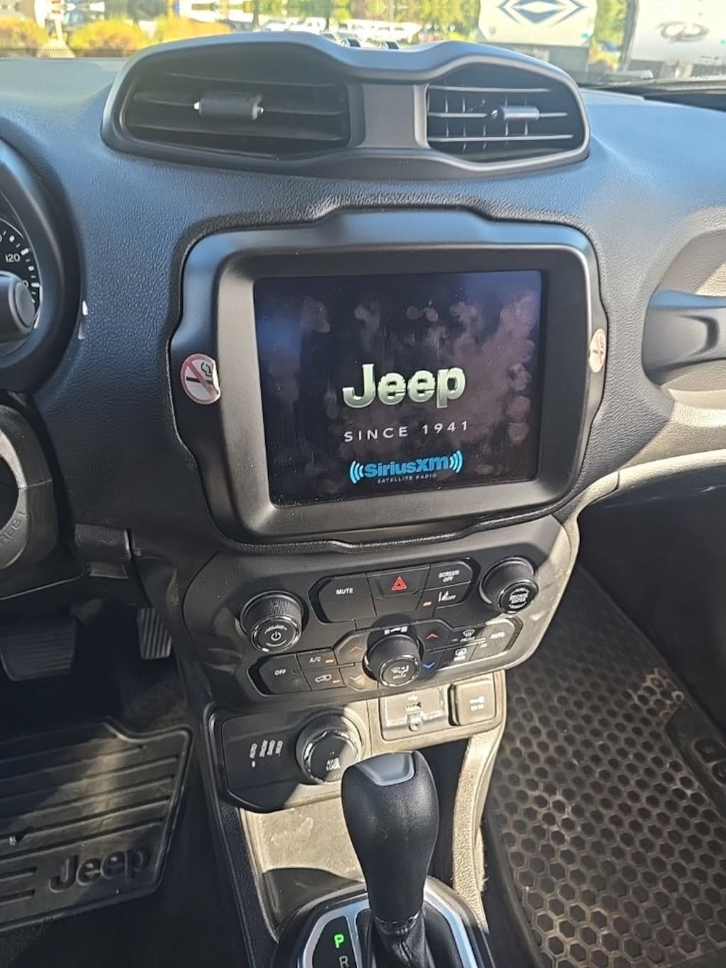 Used 2023 Jeep Renegade Latitude SUV