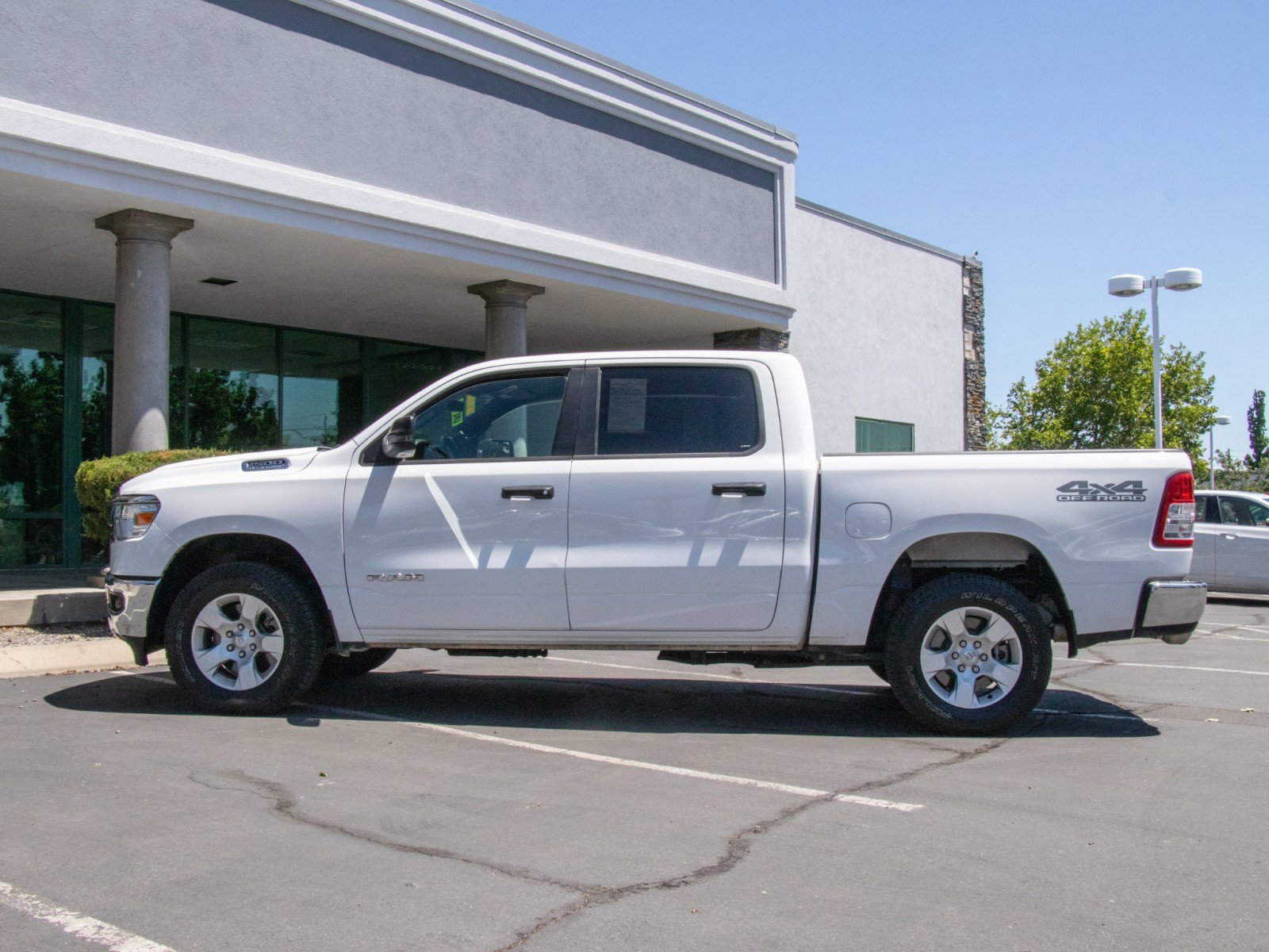 2023 Ram 1500 Big Horn Lone Star photo 3