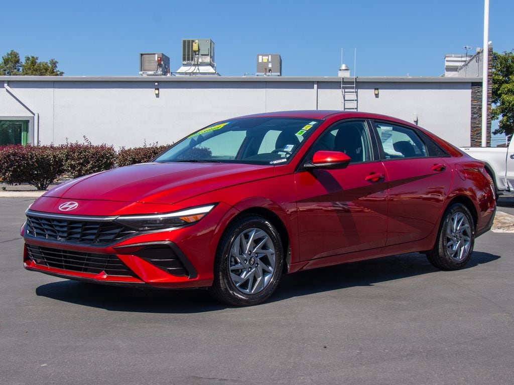 Used 2024 Hyundai Elantra SEL Sedan