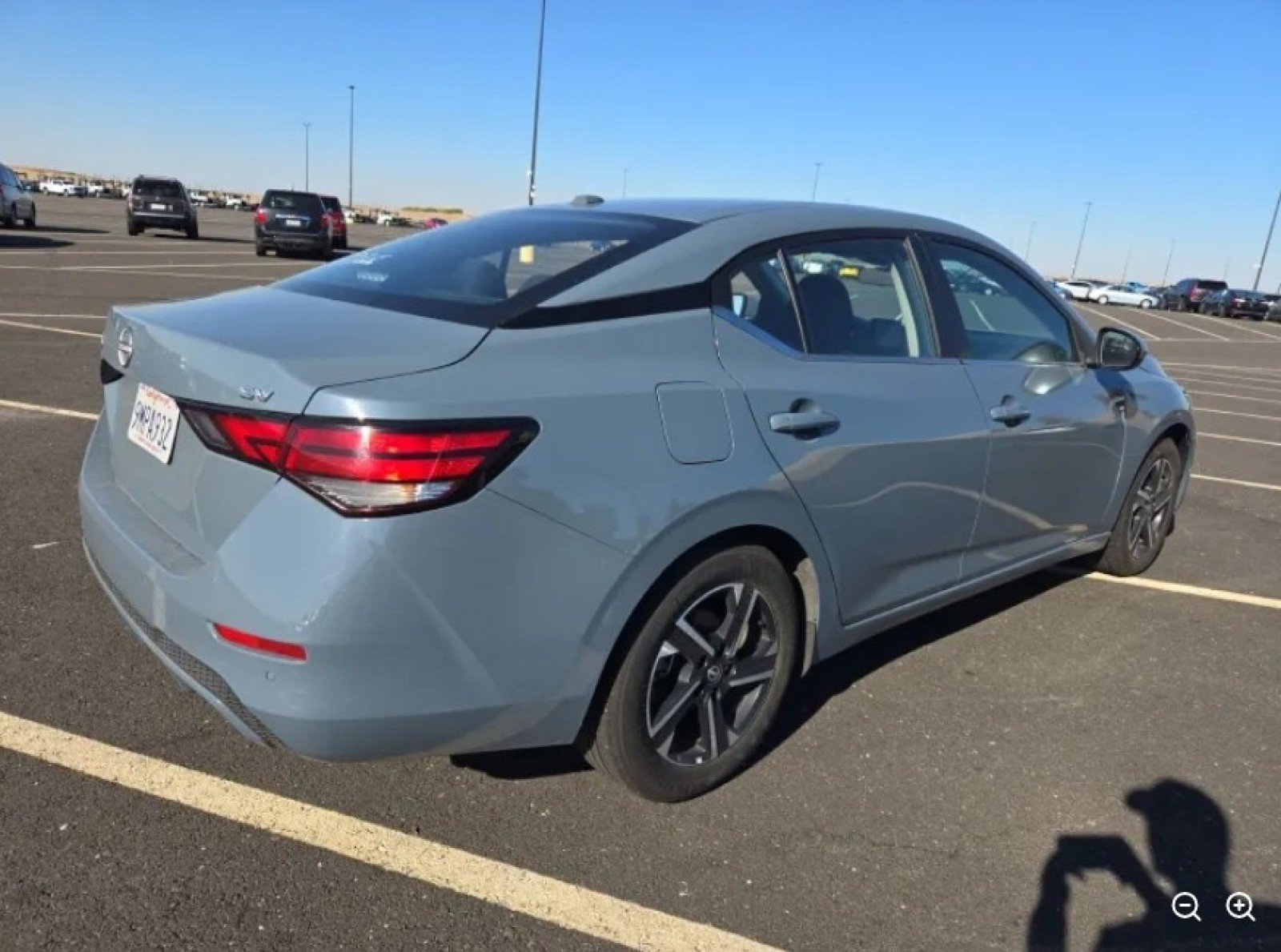 2024 Nissan Sentra SV photo 3