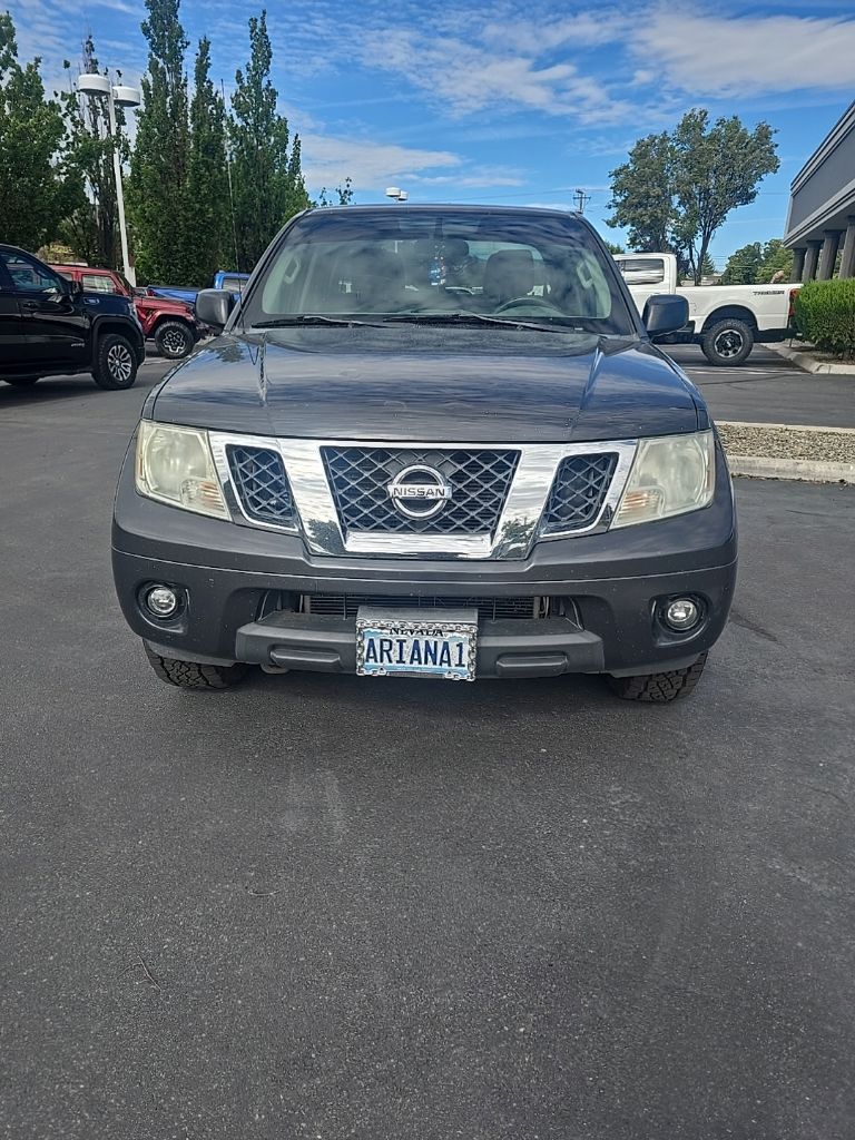 2012 Nissan Frontier 4.0 SV Crew Cab 4X4 AT SWB's photo