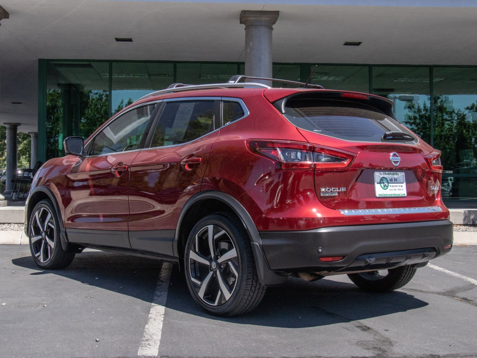 2022 Nissan Rogue Sport SL photo 4