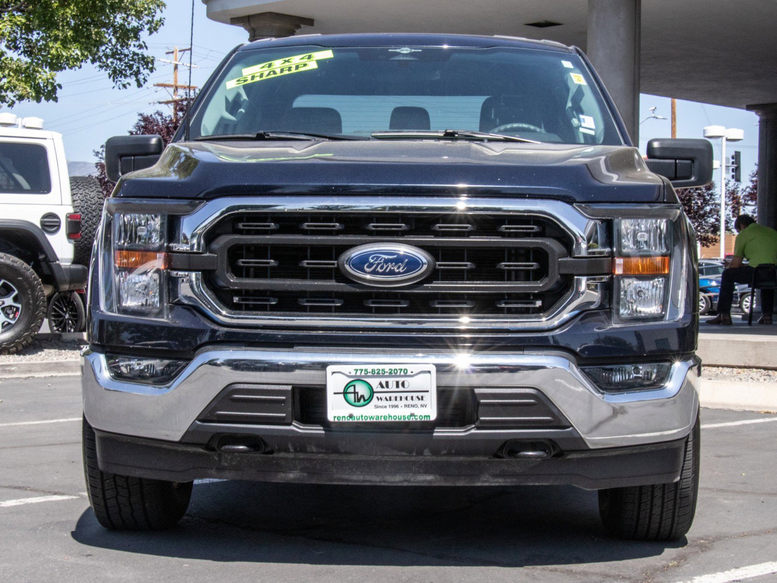 2023 Ford F-150 Platinum photo 2
