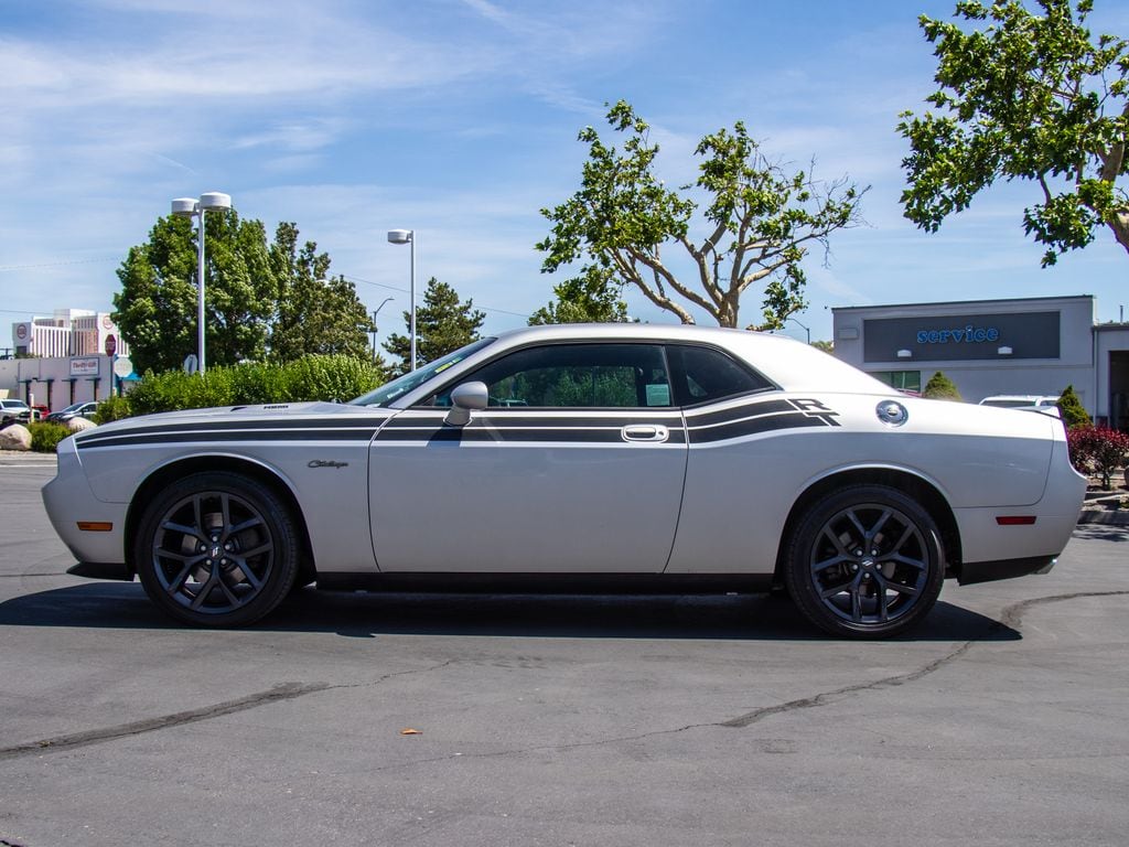 Used 2010 Dodge Challenger R/T Coupe