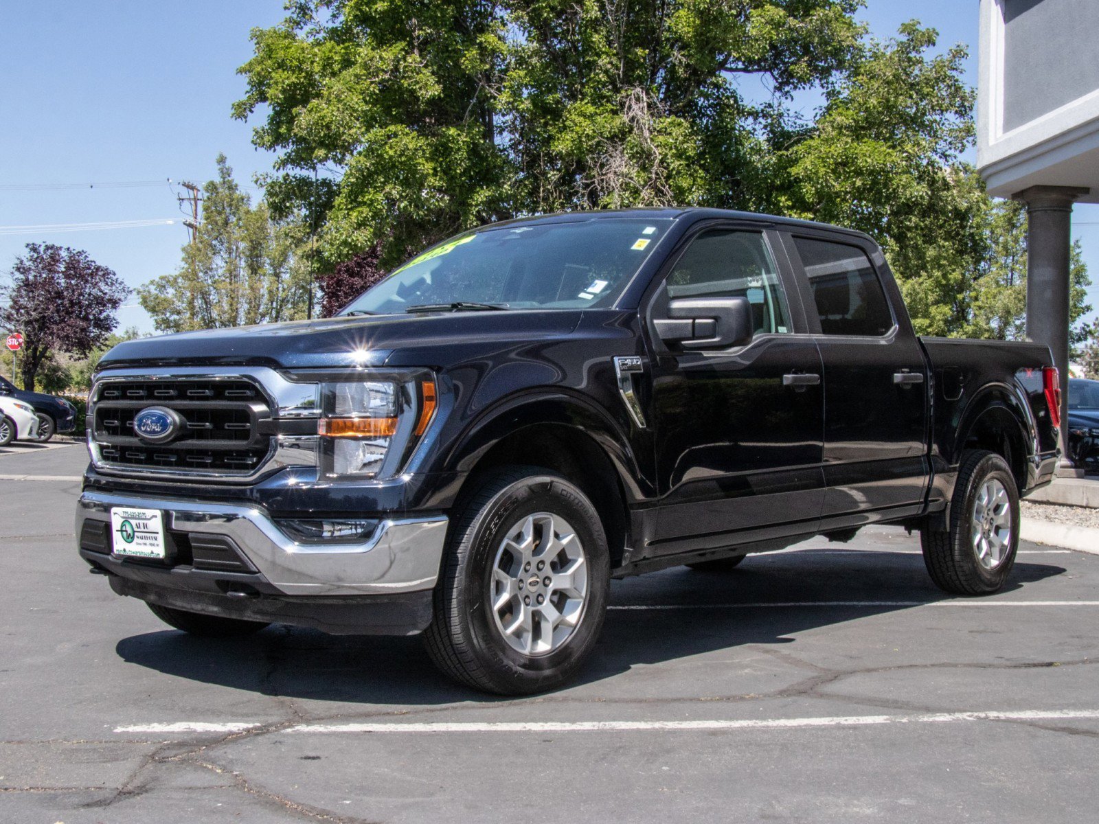 2023 Ford F-150 Platinum photo 3