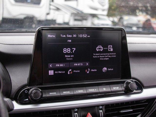 2023 Kia Forte LXS - Photo 16