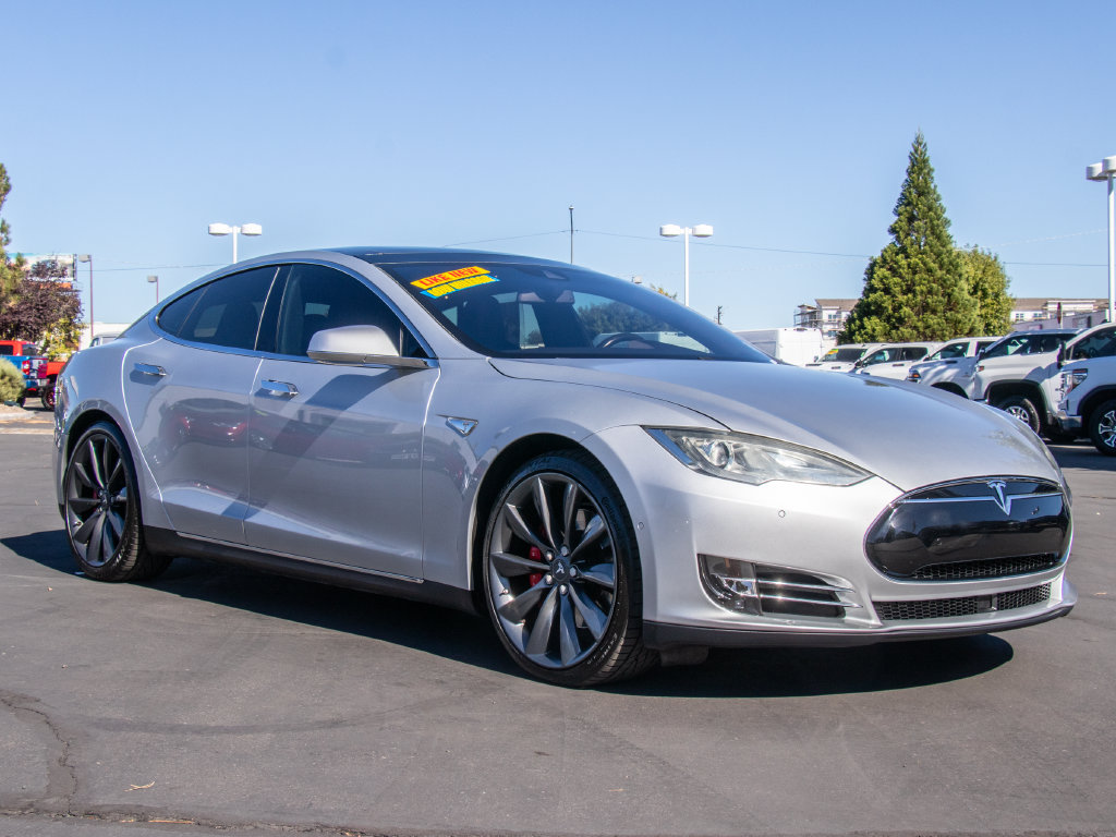 2015 Tesla Model S