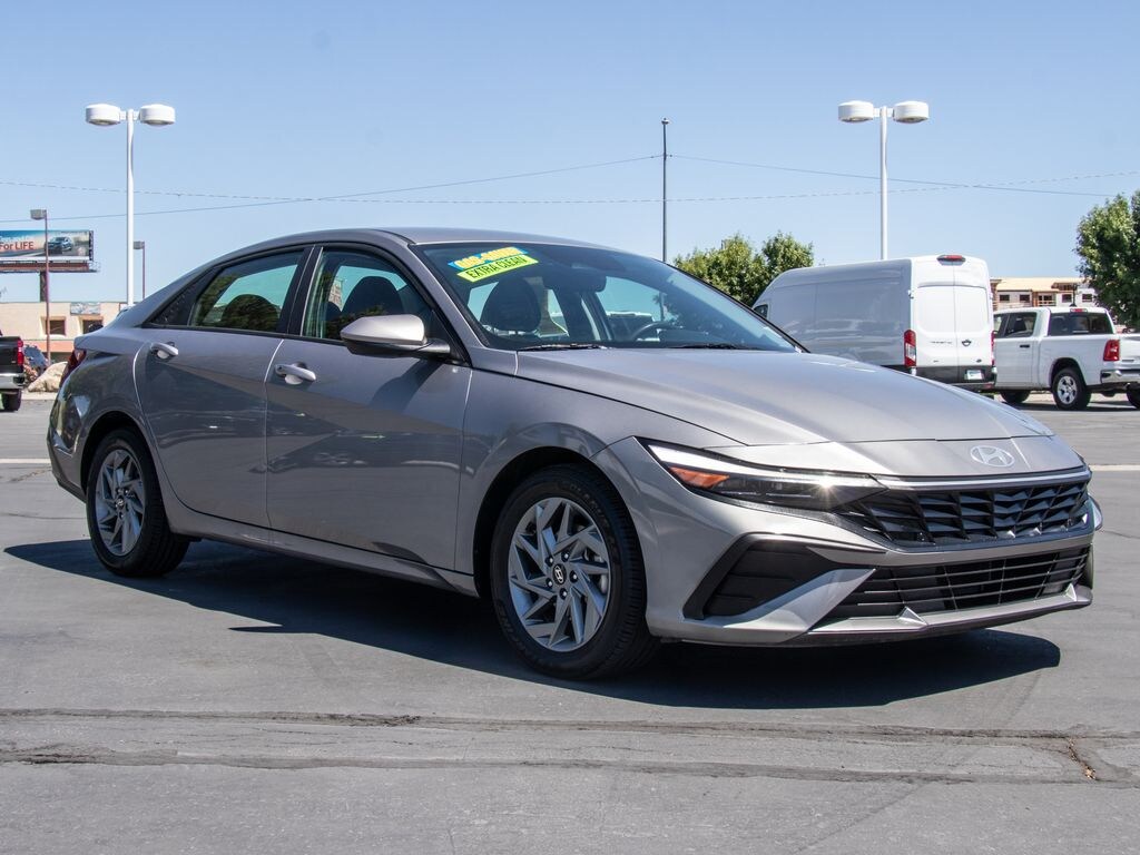 Used 2024 Hyundai Elantra SEL Sedan