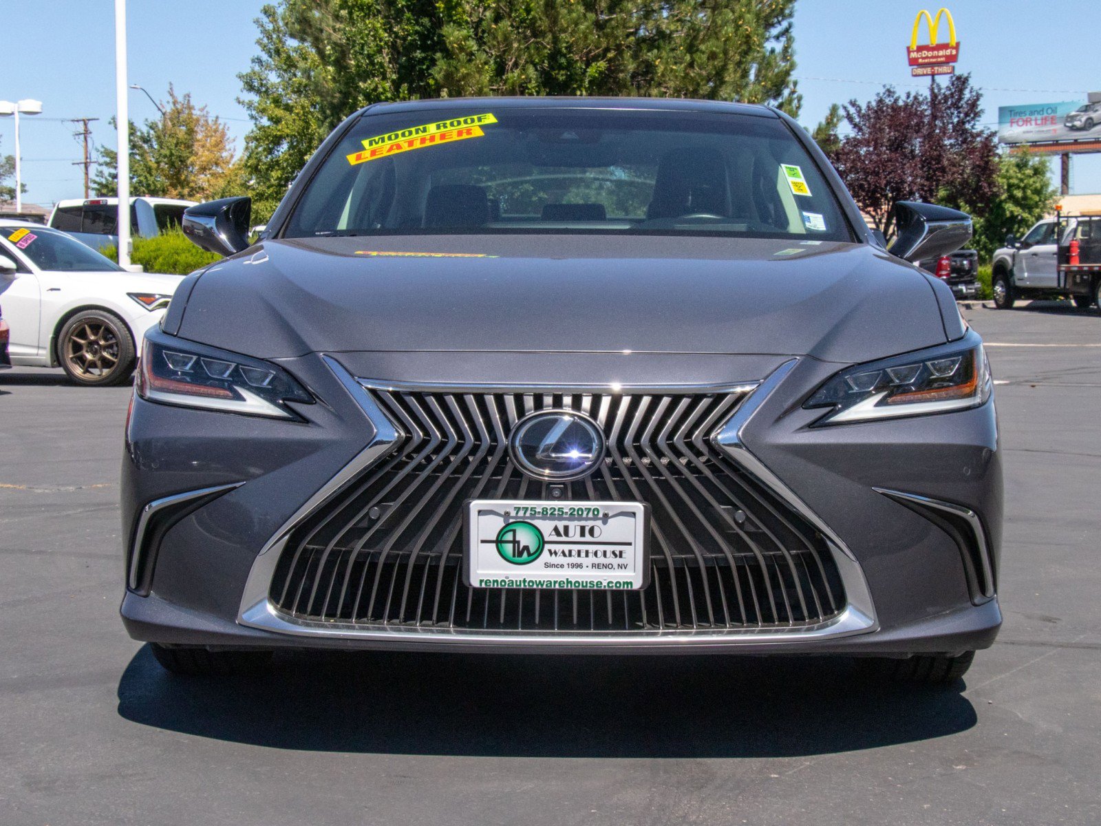 2019 Lexus ES 350 Premium photo 2