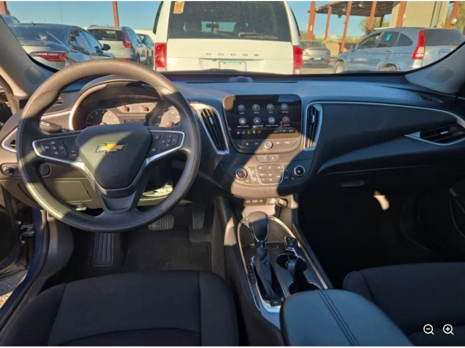 2024 Chevrolet Malibu 1LT photo 3