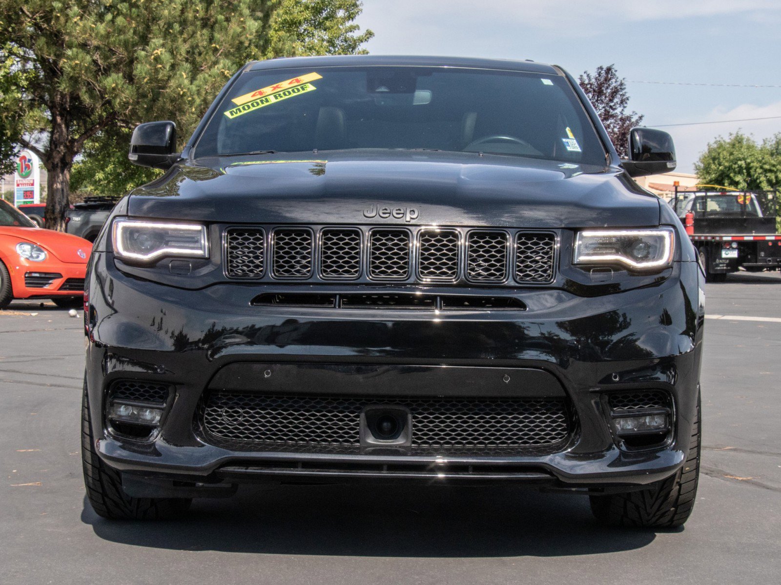 2021 Jeep Grand Cherokee SRT8 photo 2