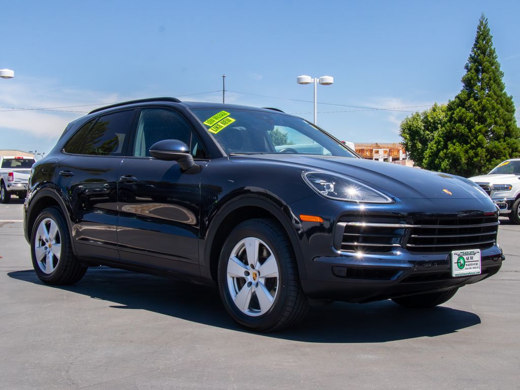 2022 Porsche Cayenne -'s photo