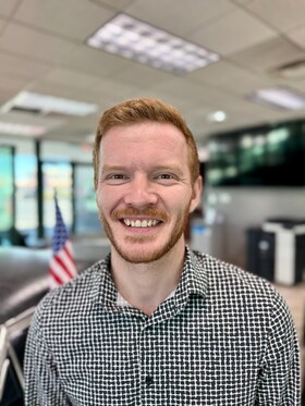Staff member Eli McDonnell from ID_5f5586