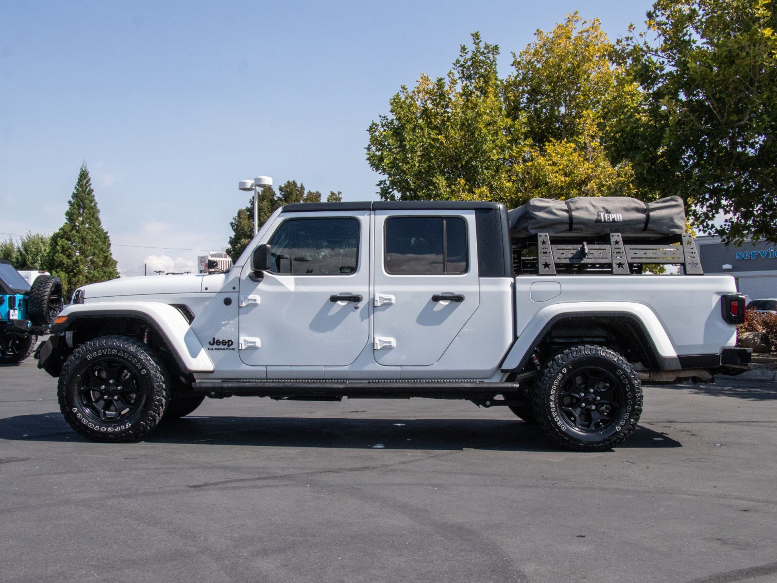 2022 Jeep Gladiator Sport photo 4