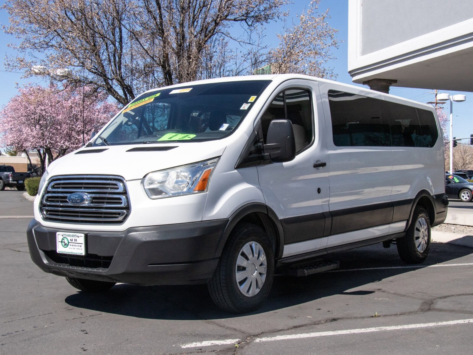 2017 Ford Transit photo 3
