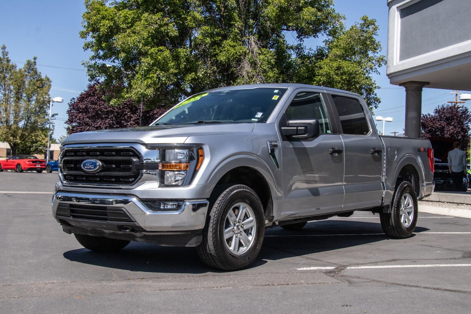 2023 Ford F-150 XLT photo 2