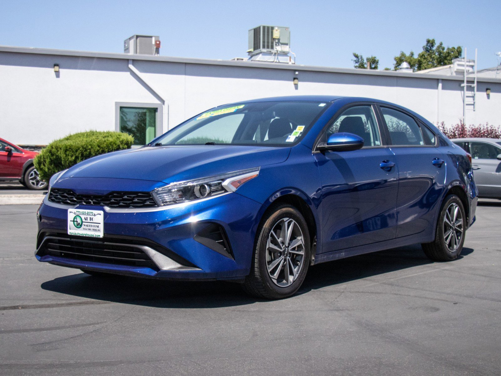 2023 Kia Forte LXS photo 3