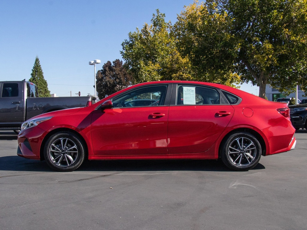 Used 2023 Kia Forte LXS Sedan