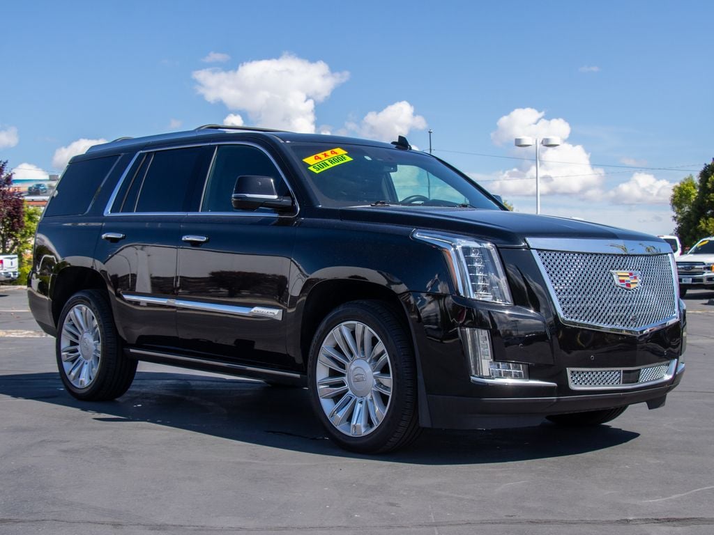 2016 Cadillac Escalade AWD Platinum's photo