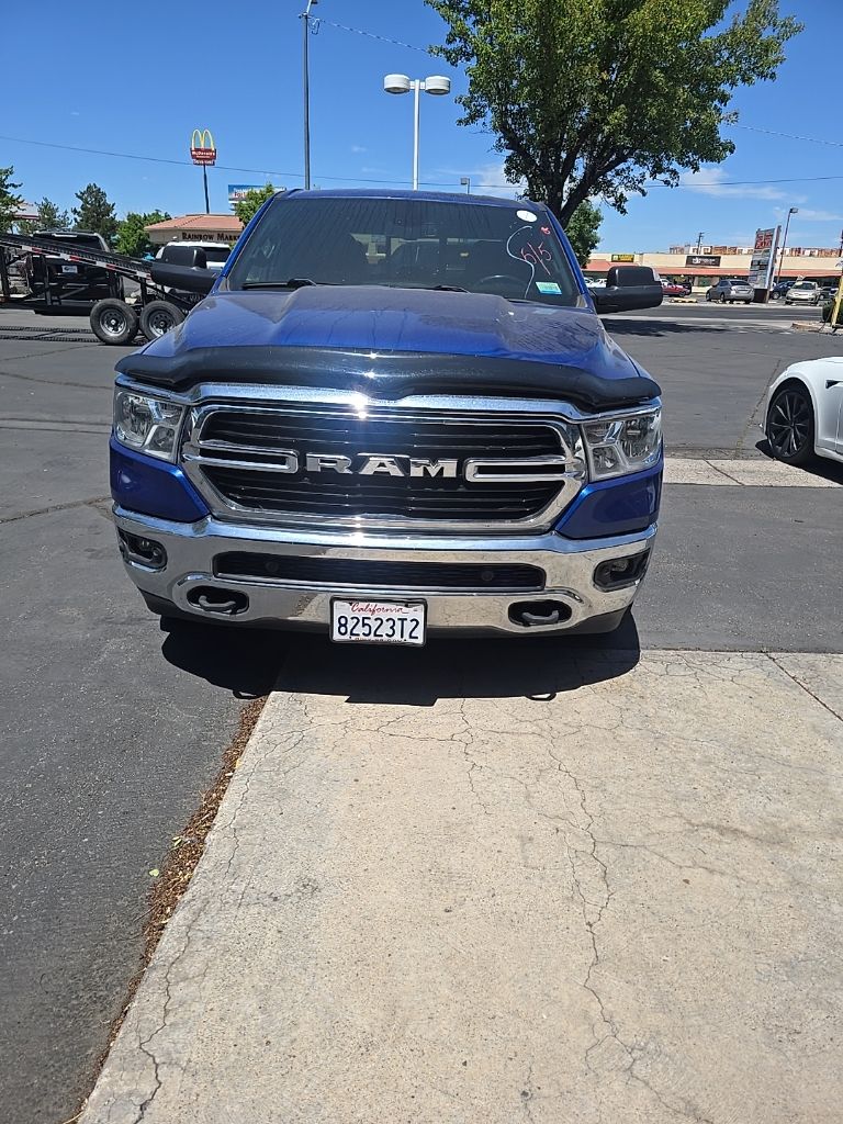 2019 RAM 1500 Big Horn/Lone Star 4x4 Crew Cab 5'7's photo
