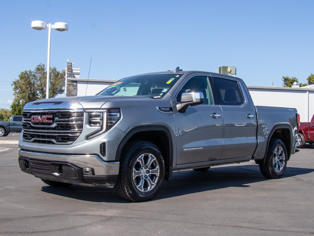 Used 2025 GMC Sierra 1500 SLT Truck Crew Cab