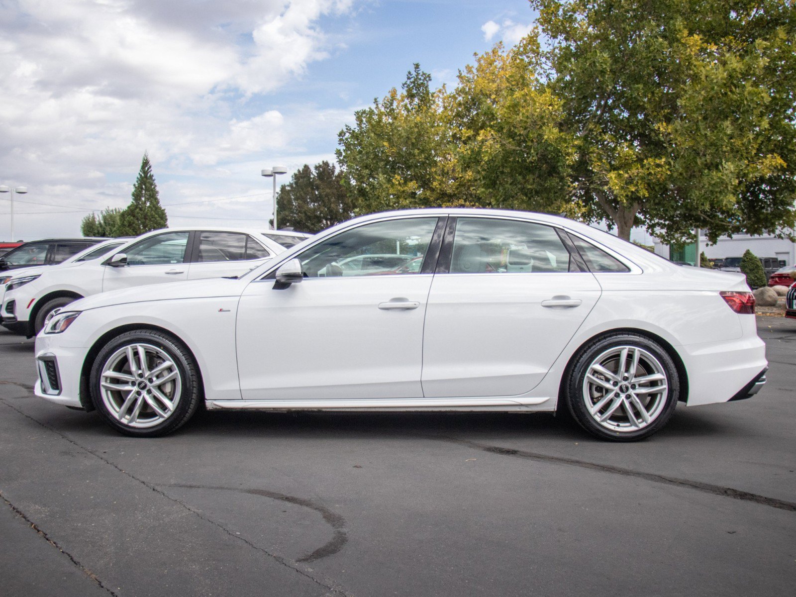 2024 Audi A4 45 S line Premium photo 4