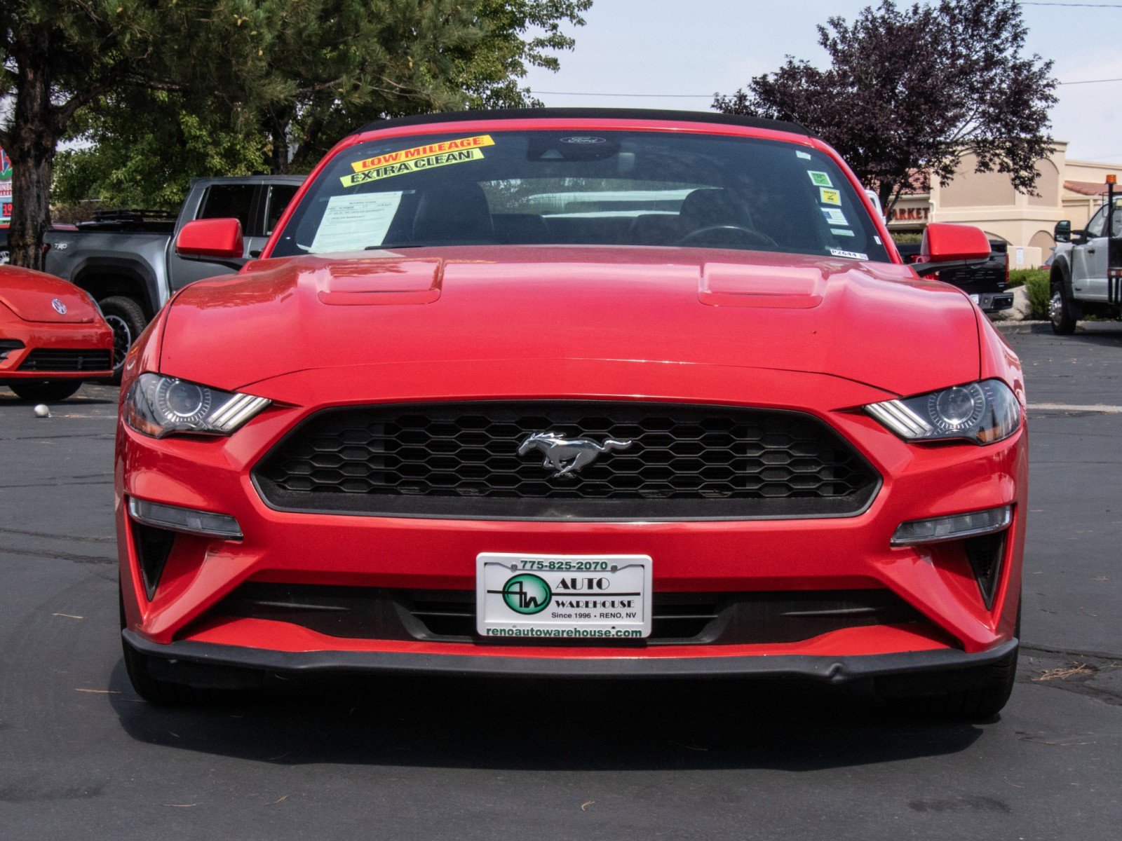 2023 Ford Mustang EcoBoost photo 2