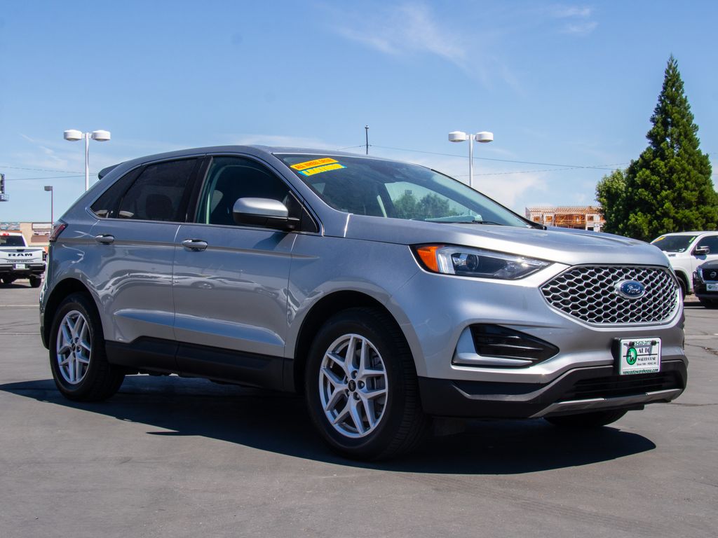 2023 Ford Edge SEL AWD's photo