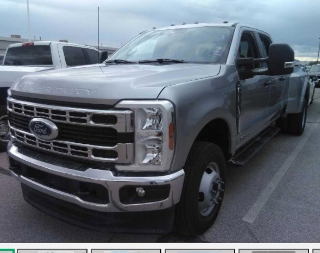 Used 2024 Ford F-350  Truck Crew Cab