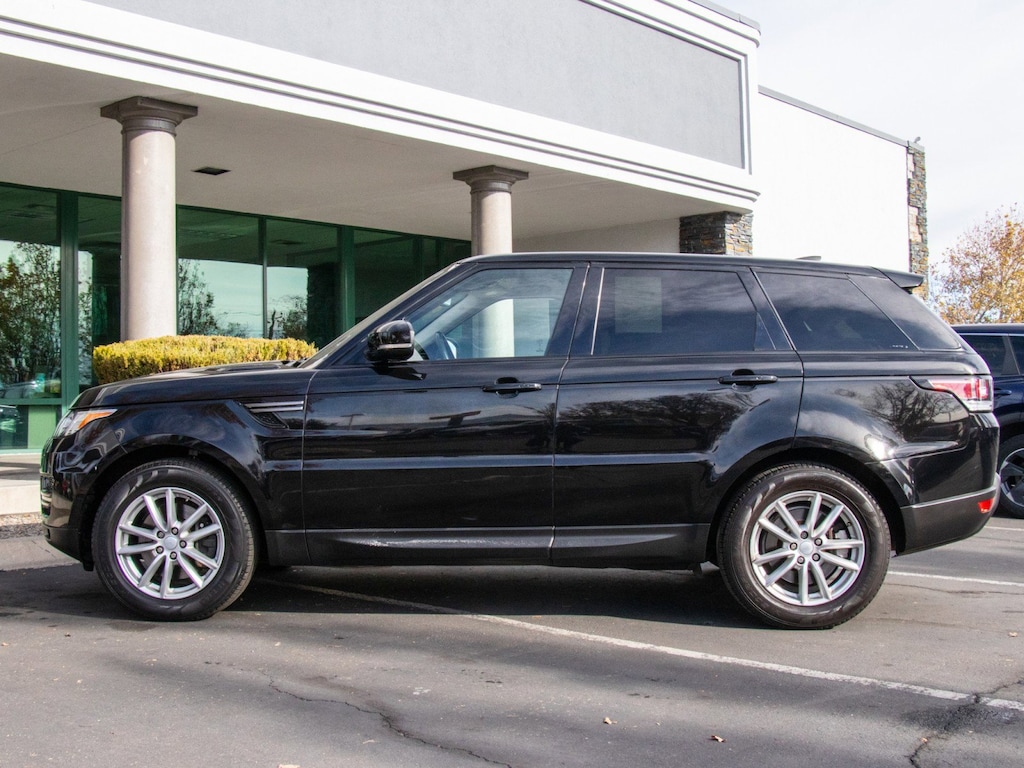 Used 2017 Land Rover Range Rover Sport 3.0L V6 Turbocharged Diesel SE Td6 SUV