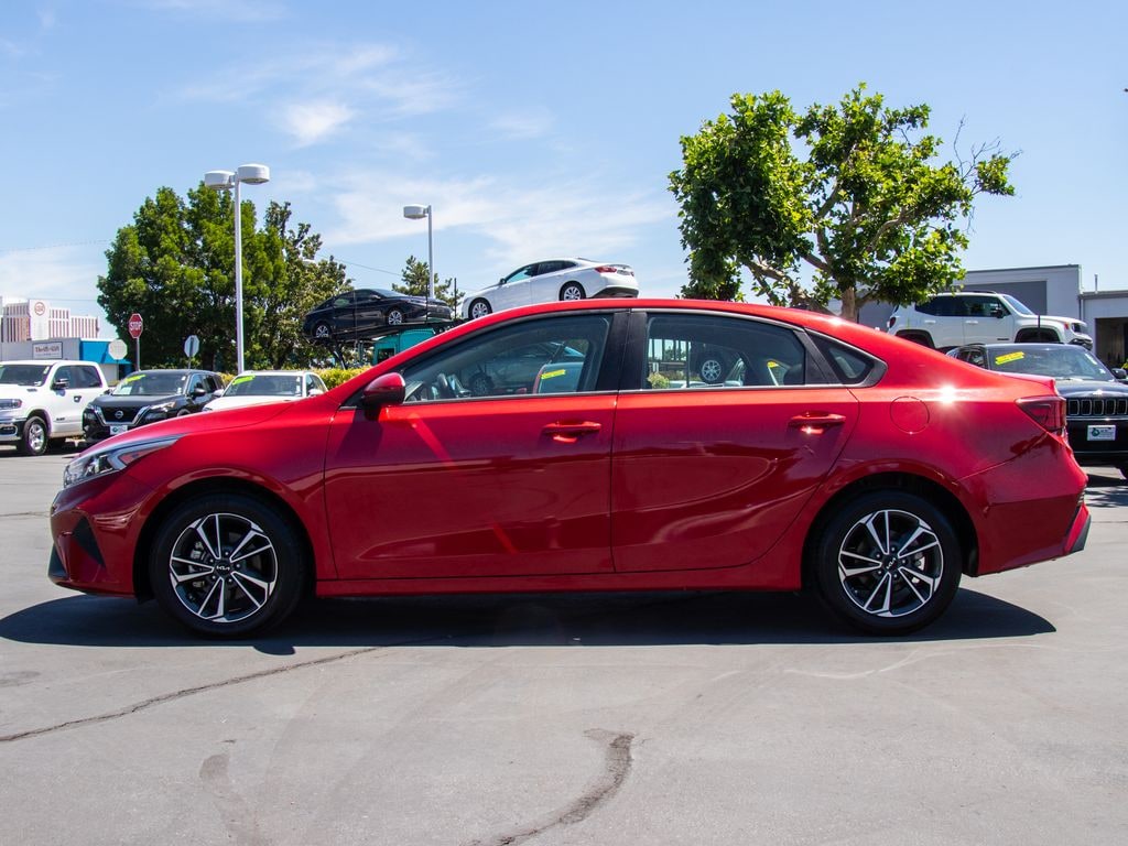 Used 2024 Kia Forte LXS Sedan