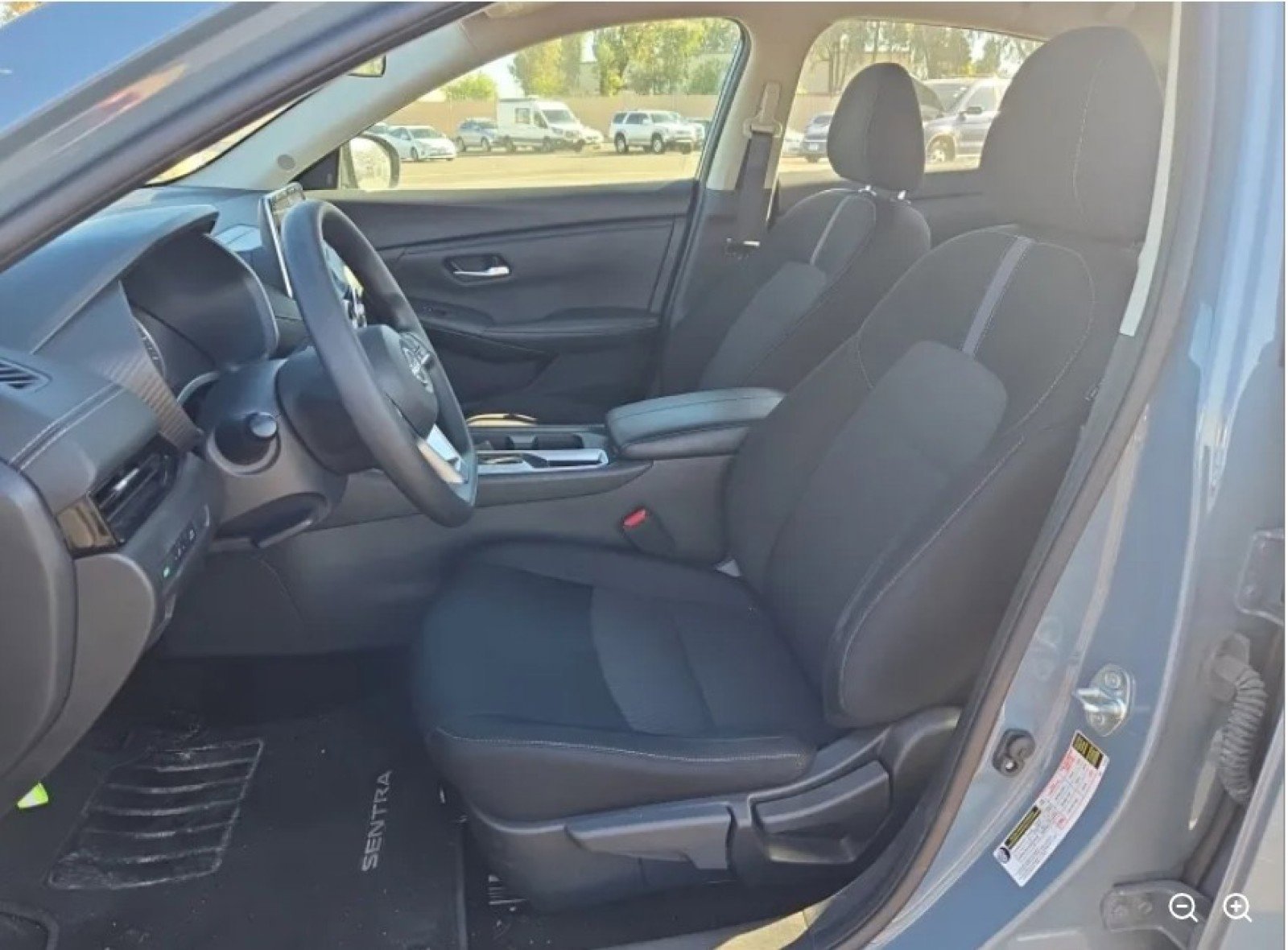 2024 Nissan Sentra SV photo 2