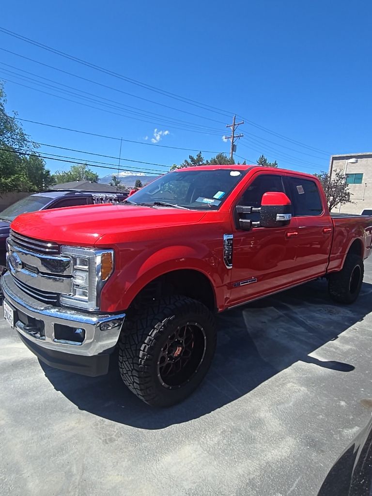 2018 Ford F-250 Lariat 4x4 Crew Cab 8' Box's photo