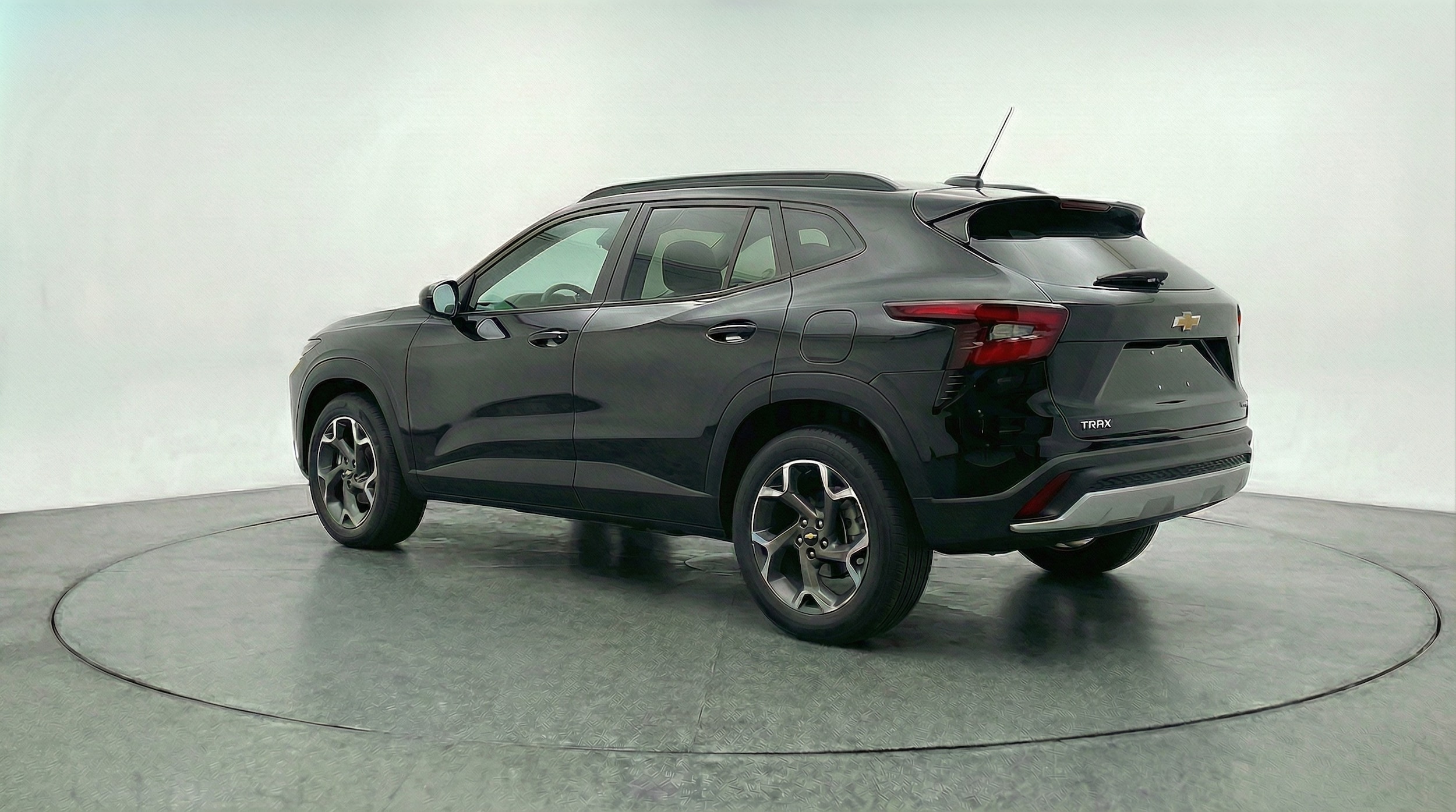 Thumbnail: 2025 Chevrolet Trax - 5