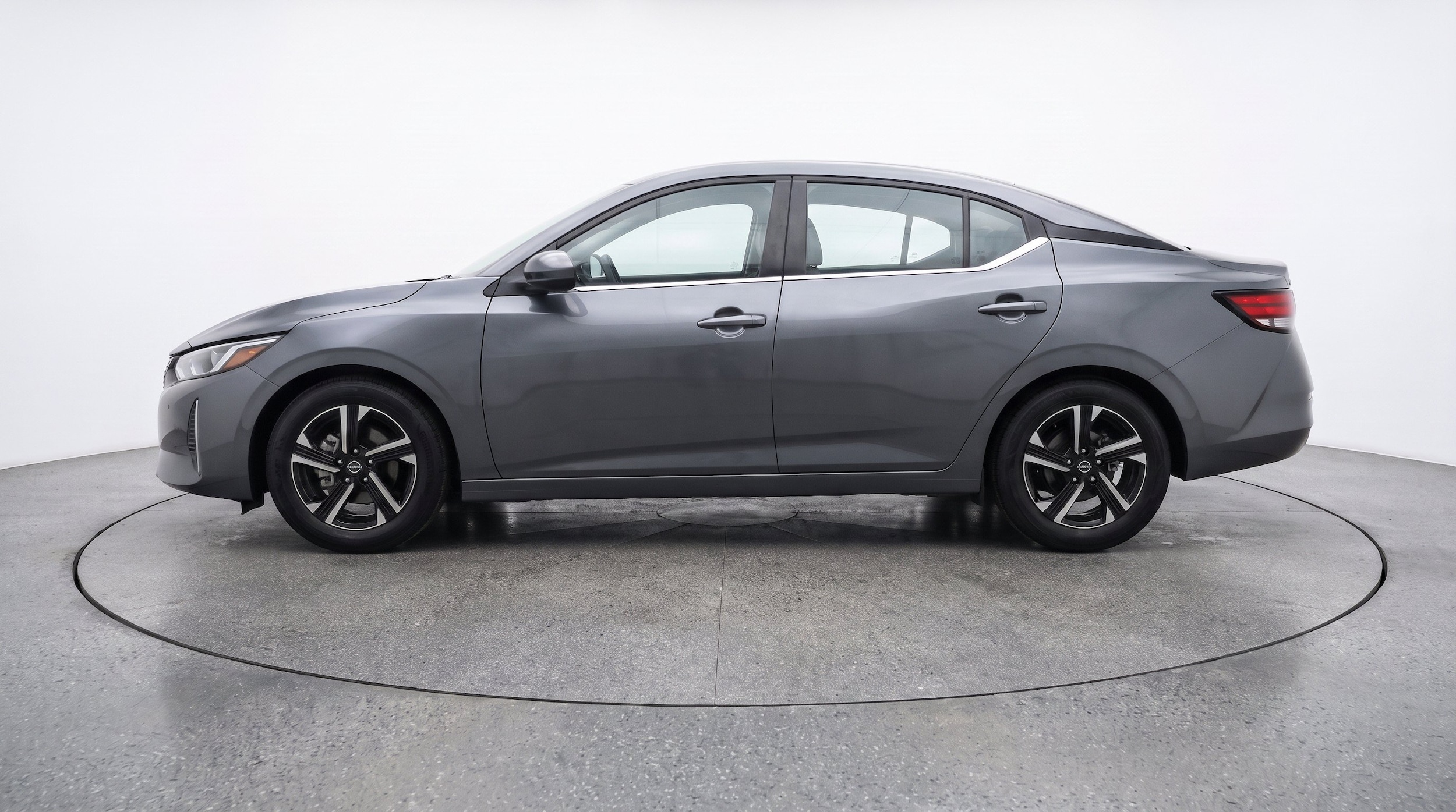 Thumbnail: 2025 Nissan Sentra - 5