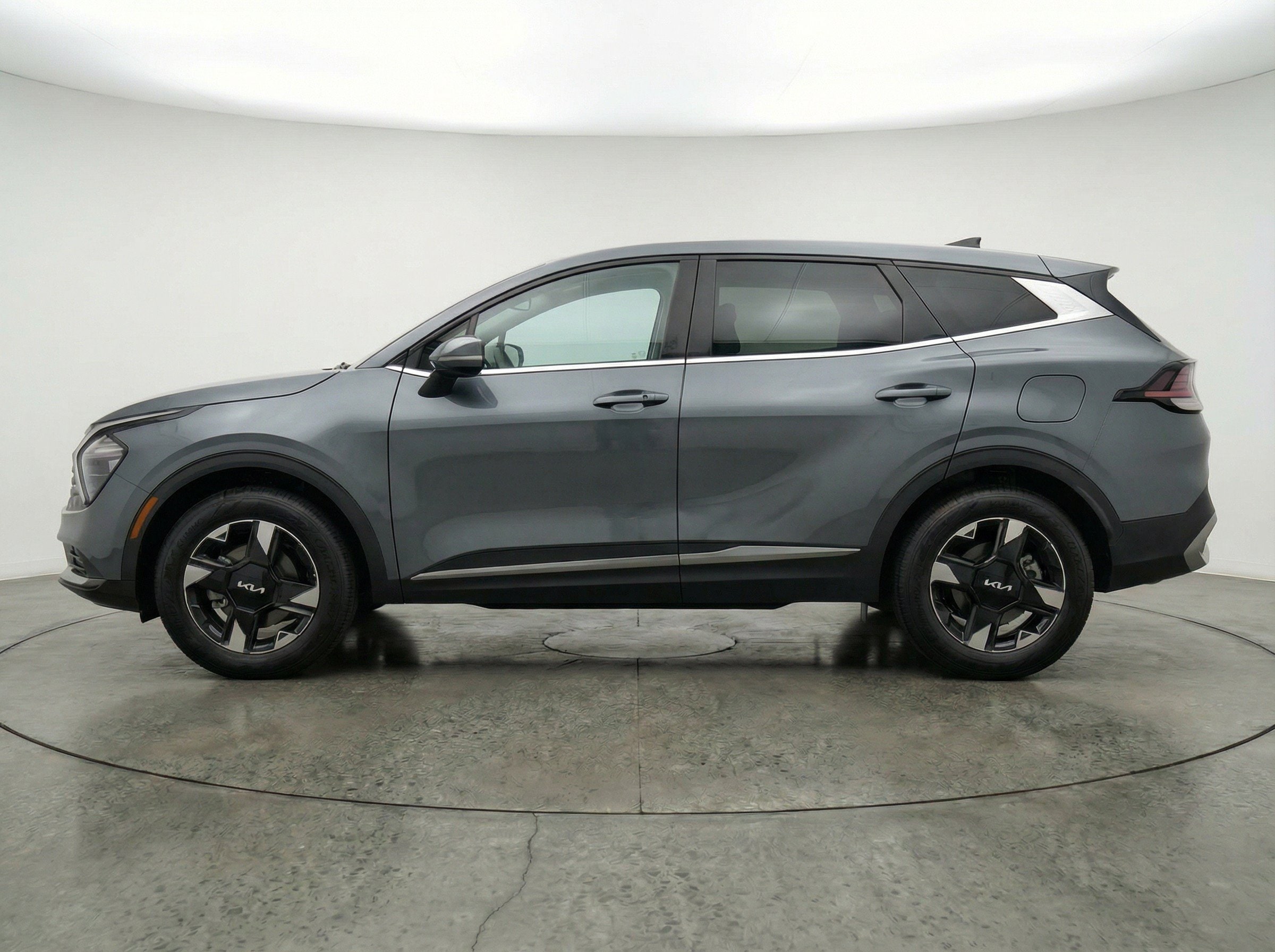 Thumbnail: 2026 Kia Sportage - 4