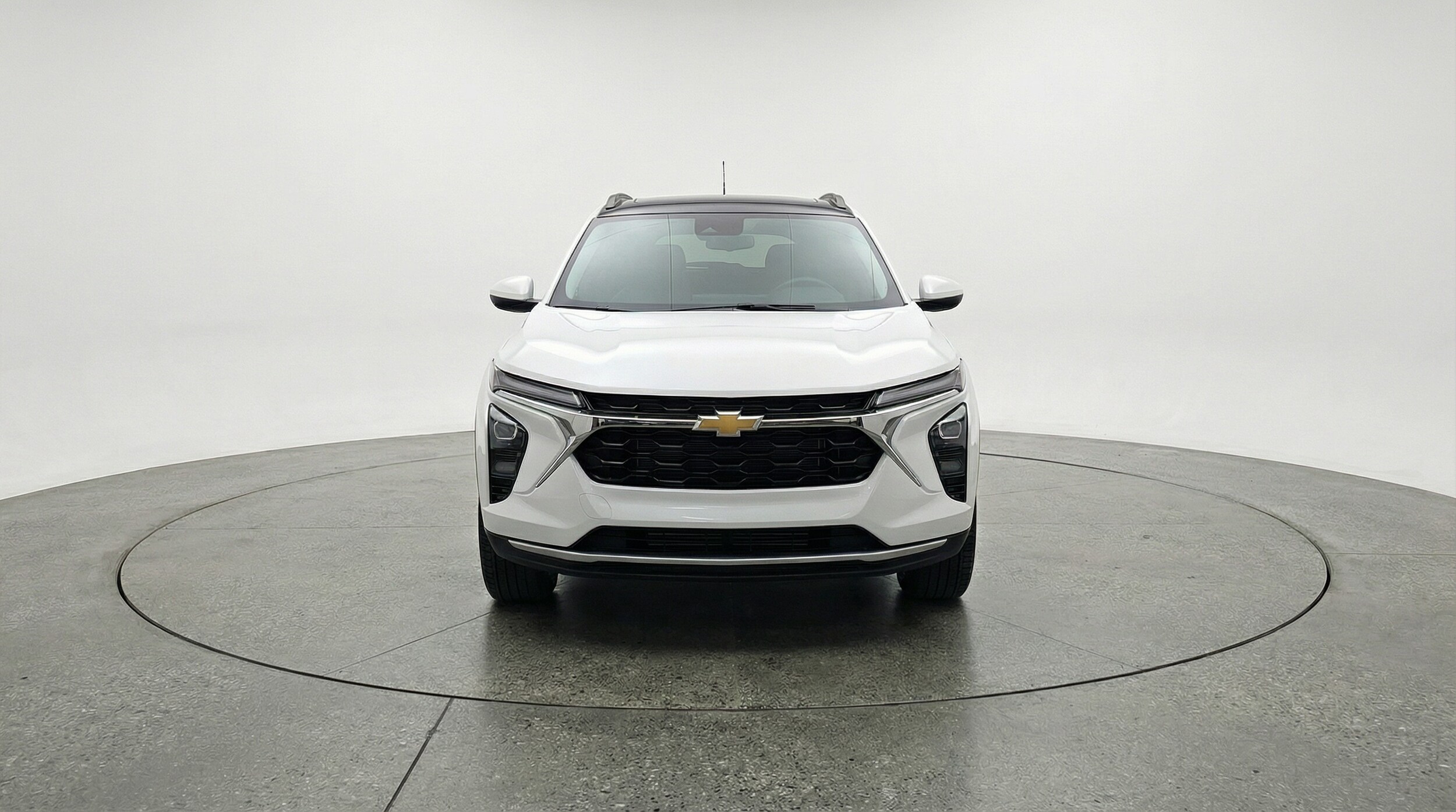 Thumbnail: 2025 Chevrolet Trax - 2