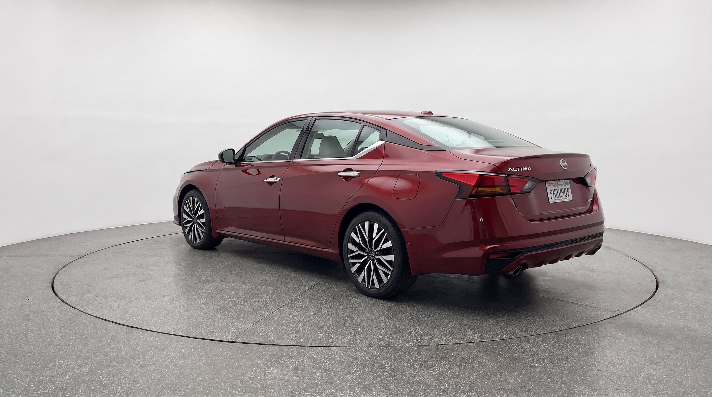 Thumbnail: 2025 Nissan Altima - 6