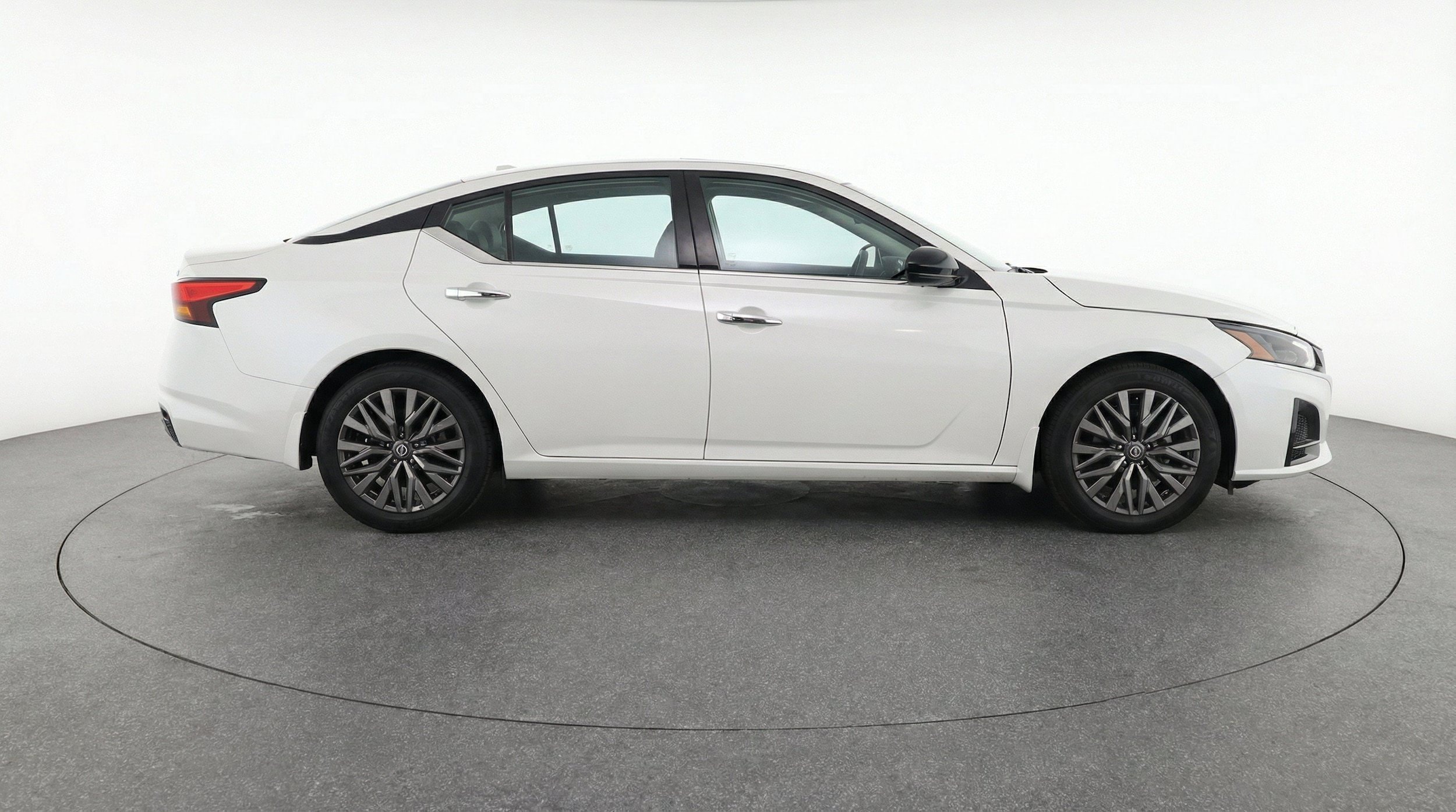 Thumbnail: 2025 Nissan Altima - 11