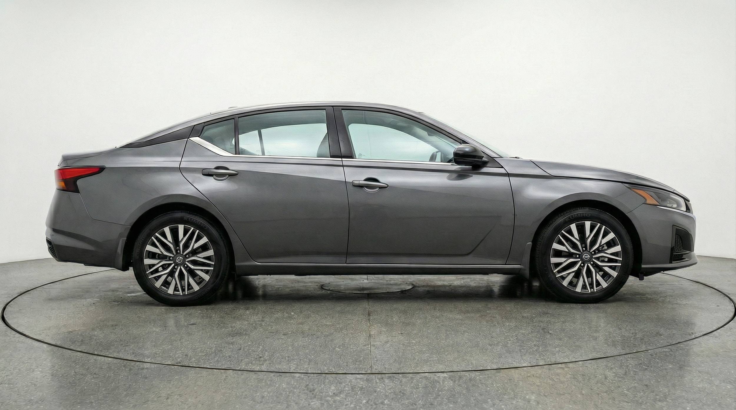 Thumbnail: 2025 Nissan Altima - 8