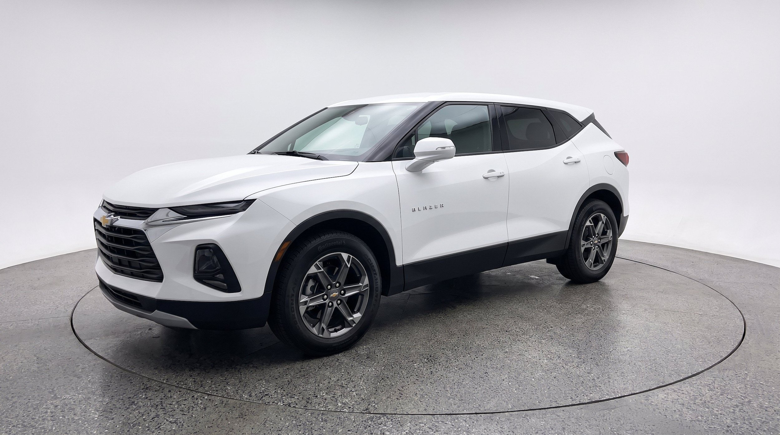 Thumbnail: 2026 Chevrolet Blazer - 3